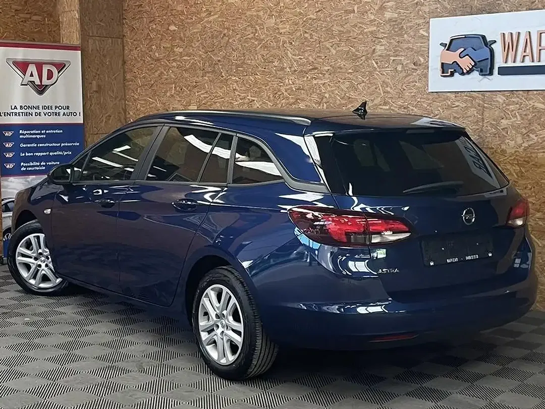 Opel Astra - Thumbnail 3