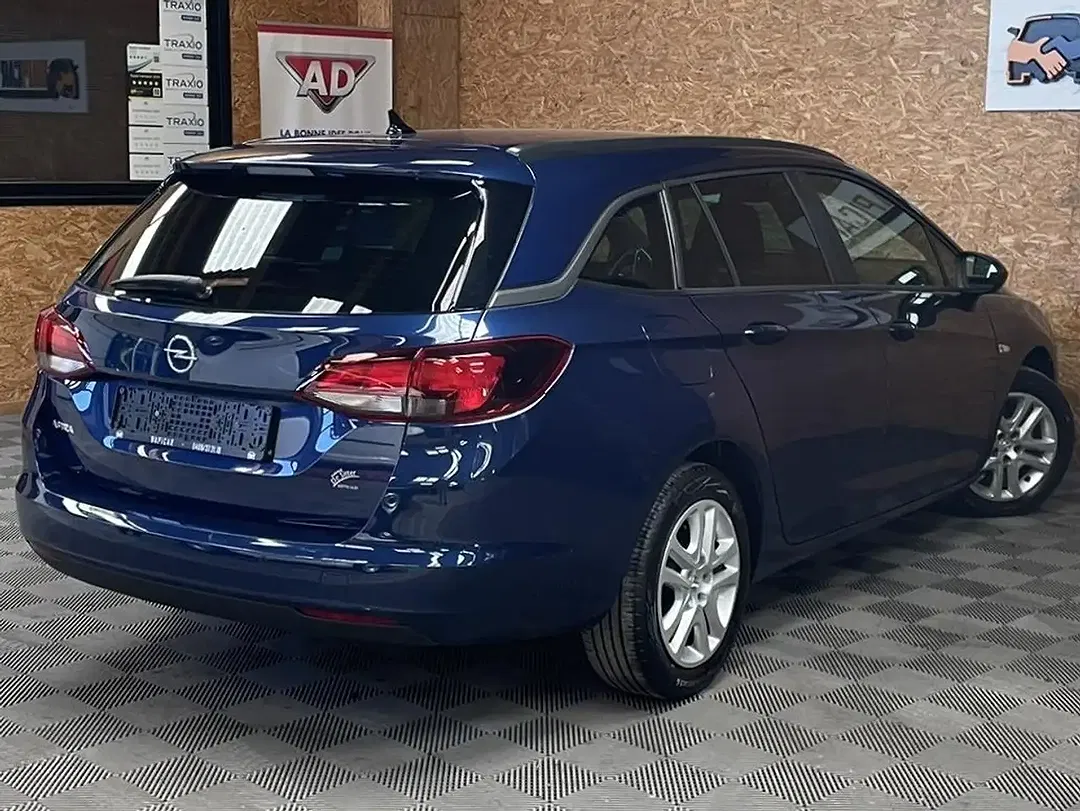 Opel Astra - Thumbnail 4