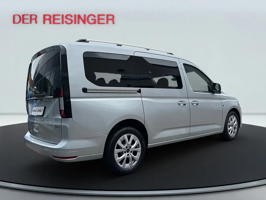 Ford Grand Tourneo PHEV AUT Titanium - Thumbnail 4