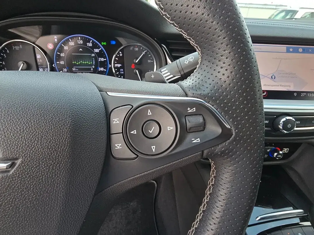 Opel Insignia AUT 4x4 GSi - Thumbnail 26