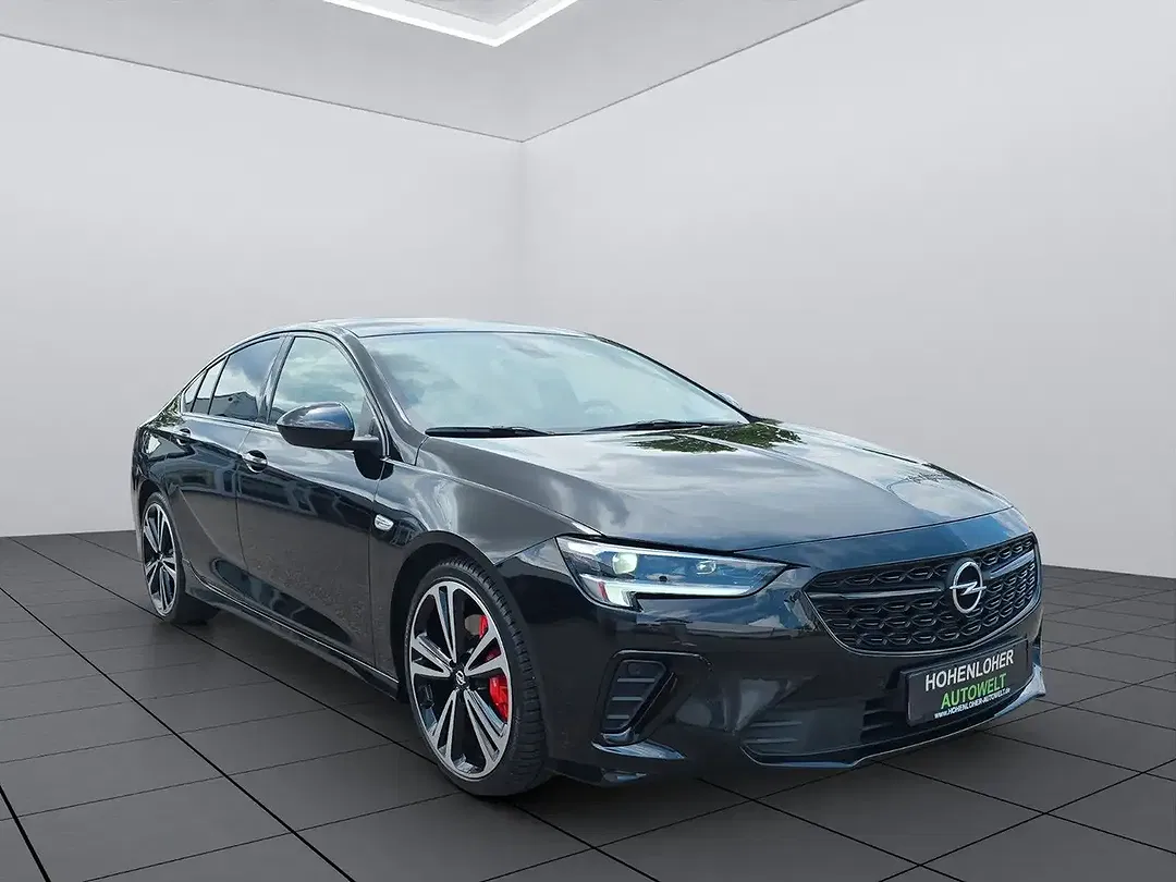 Opel Insignia AUT 4x4 GSi - Thumbnail 9