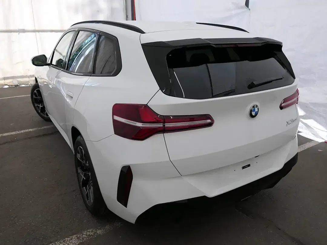 BMW X3 xDrive M - Thumbnail 3
