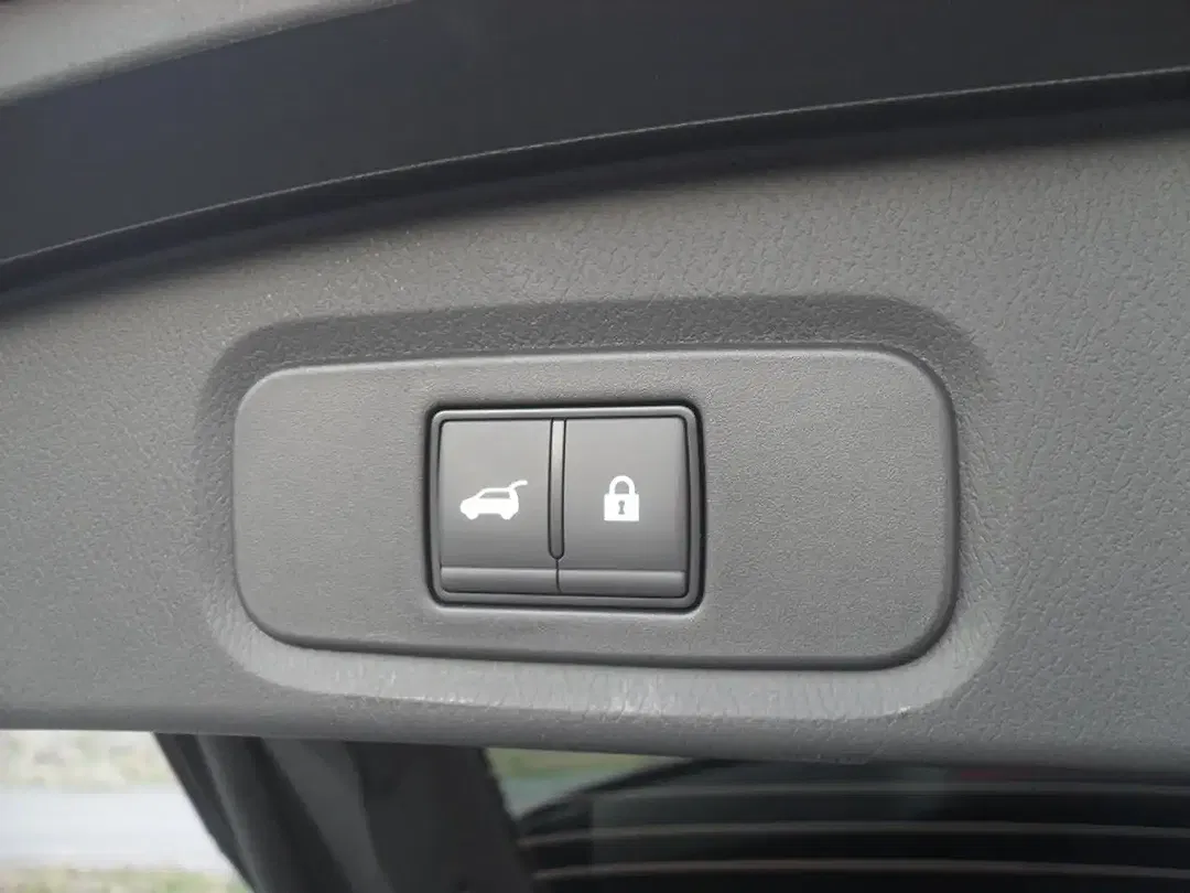 Nissan Qashqai 1.3 MHEV Tekna+ - Thumbnail 15