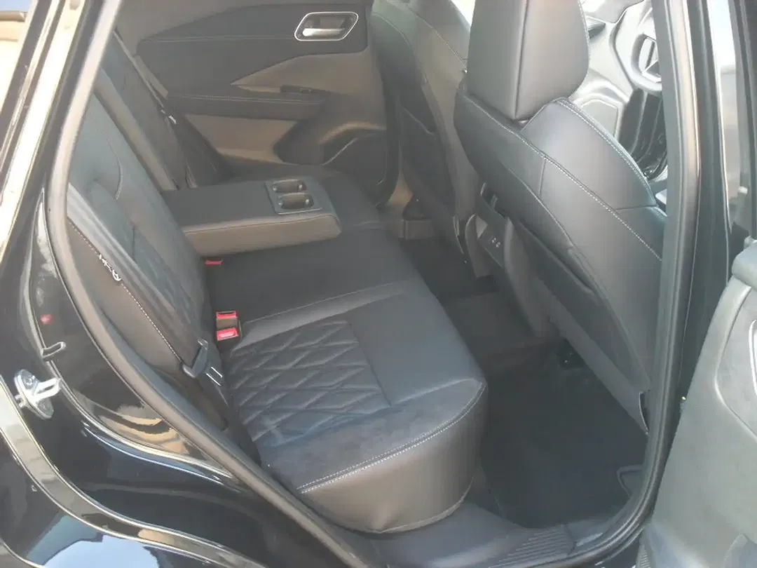 Nissan Qashqai 1.3 MHEV Tekna+ - Thumbnail 16