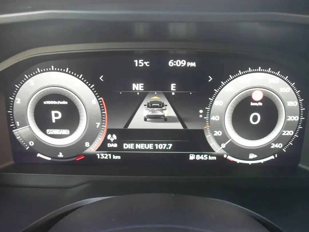 Nissan Qashqai 1.3 MHEV Tekna+ - Thumbnail 29
