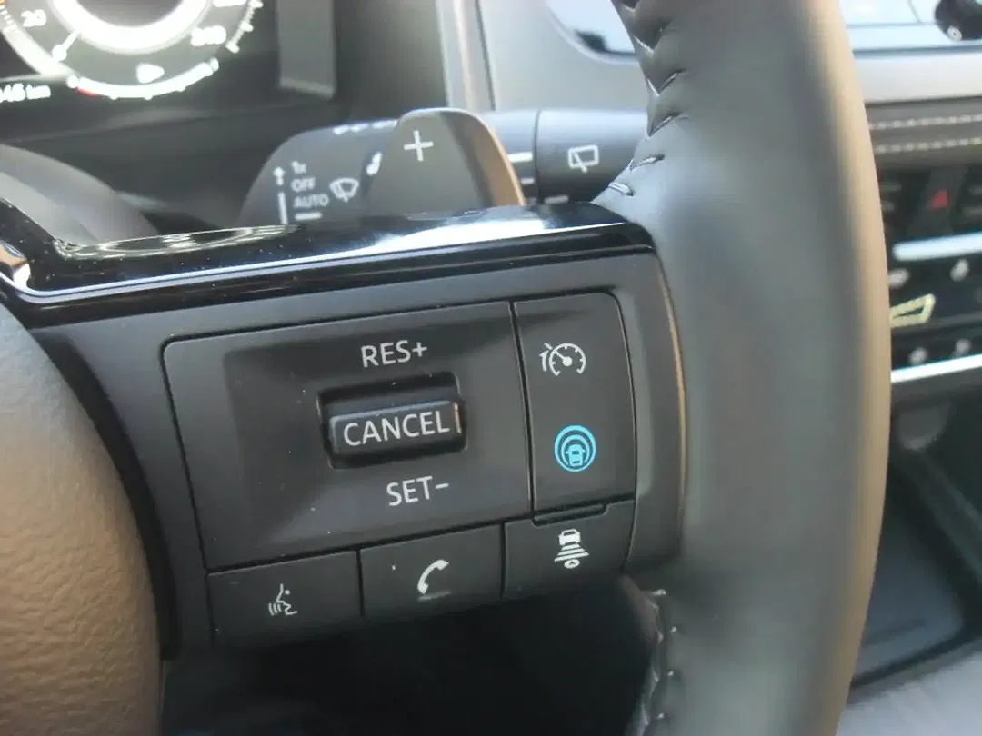 Nissan Qashqai 1.3 MHEV Tekna+ - Thumbnail 30