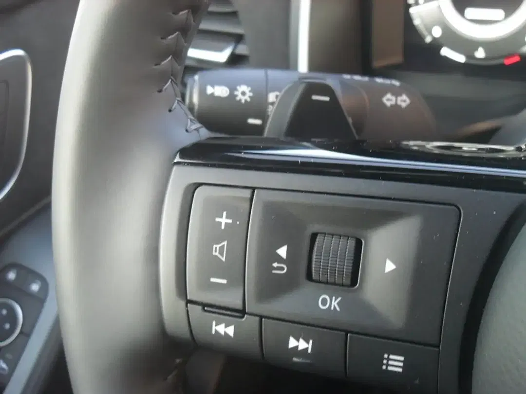 Nissan Qashqai 1.3 MHEV Tekna+ - Thumbnail 31