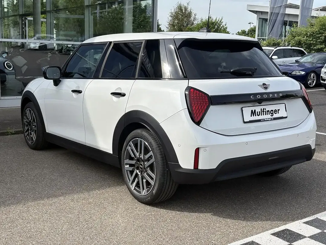 MINI Cooper C - Thumbnail 7