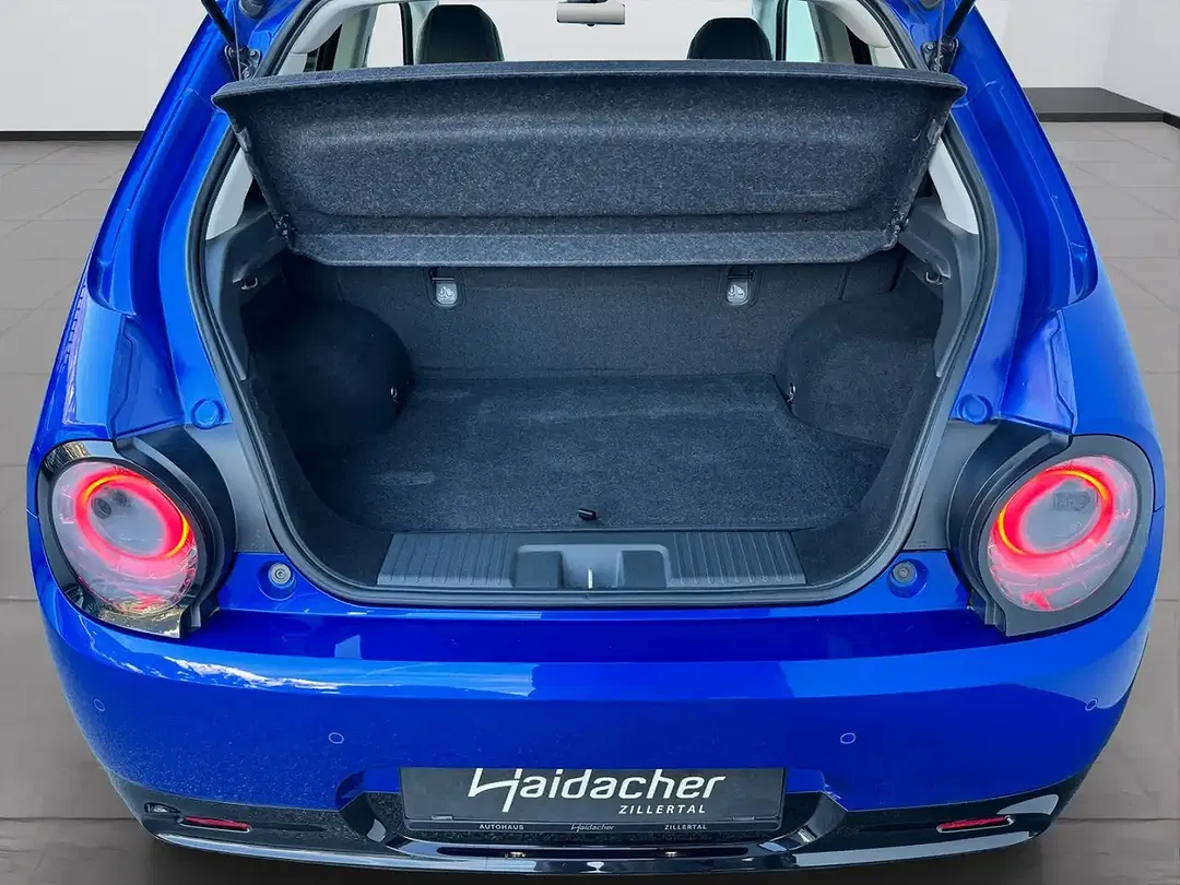 Honda E - Thumbnail 19