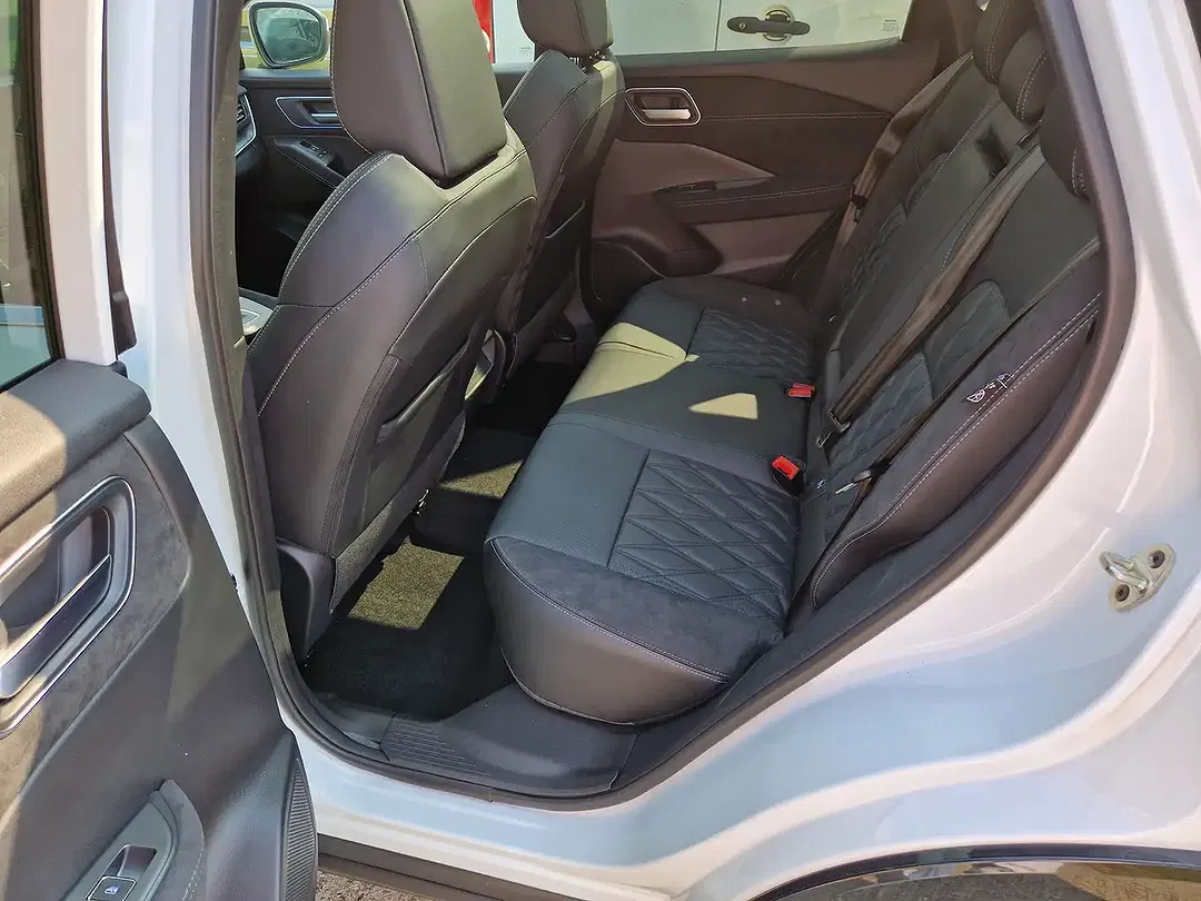 Nissan Qashqai 1.3 DIG-T MHEV Xtronic Tekna+ - foto 15