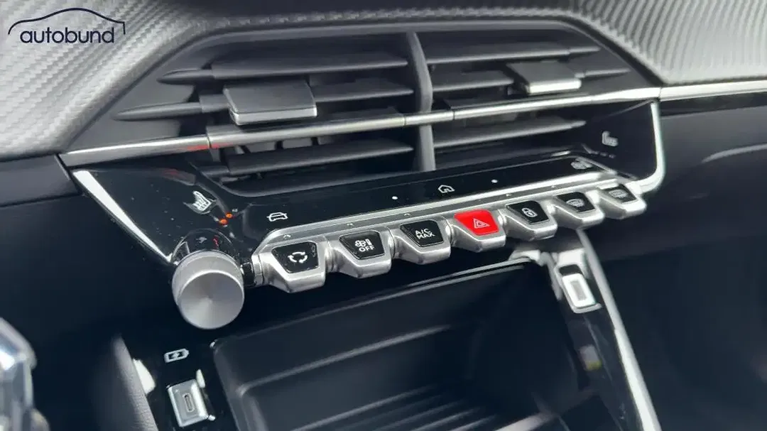 Peugeot 2008 145 e-DSC6 Hybrid Business - Thumbnail 14