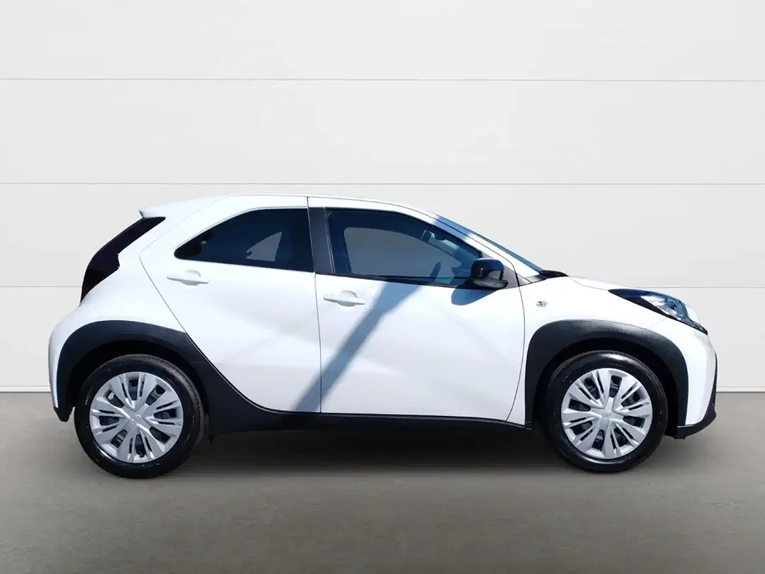 Toyota Aygo X - Thumbnail 10