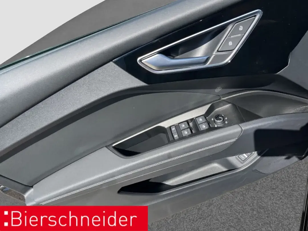 Audi Q4 e-tron 45 quattro Matrix LED S line - Thumbnail 8