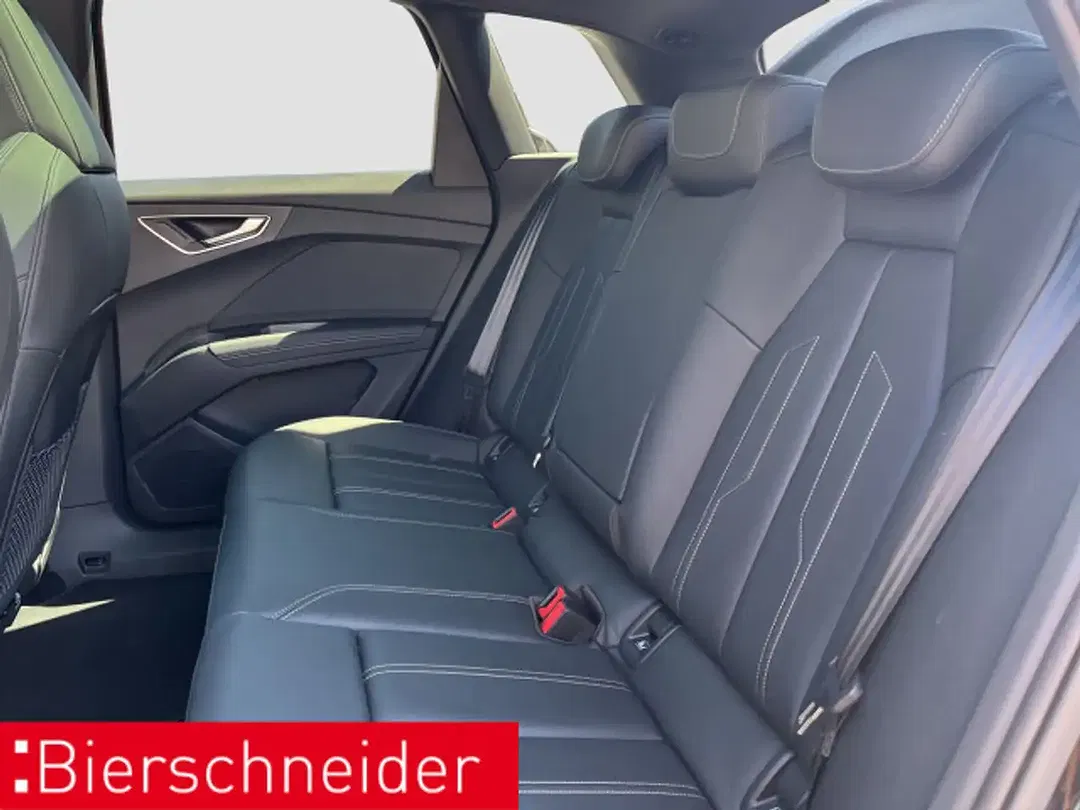 Audi Q4 e-tron 45 quattro Matrix LED S line - Thumbnail 12