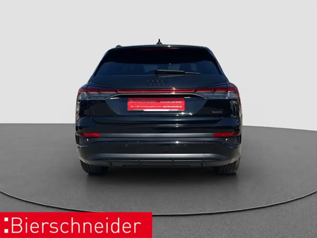 Audi Q4 e-tron 45 quattro Matrix LED S line - Thumbnail 4