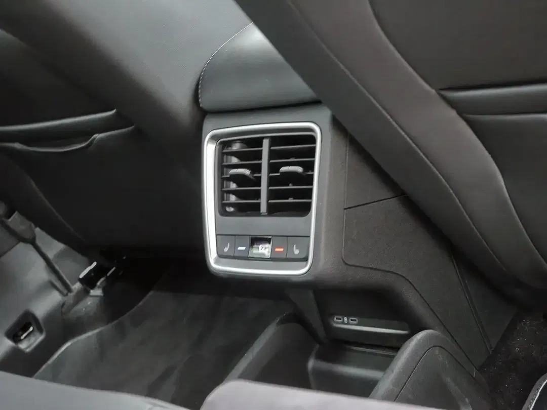 Skoda Elroq 85 Sportline - Thumbnail 18