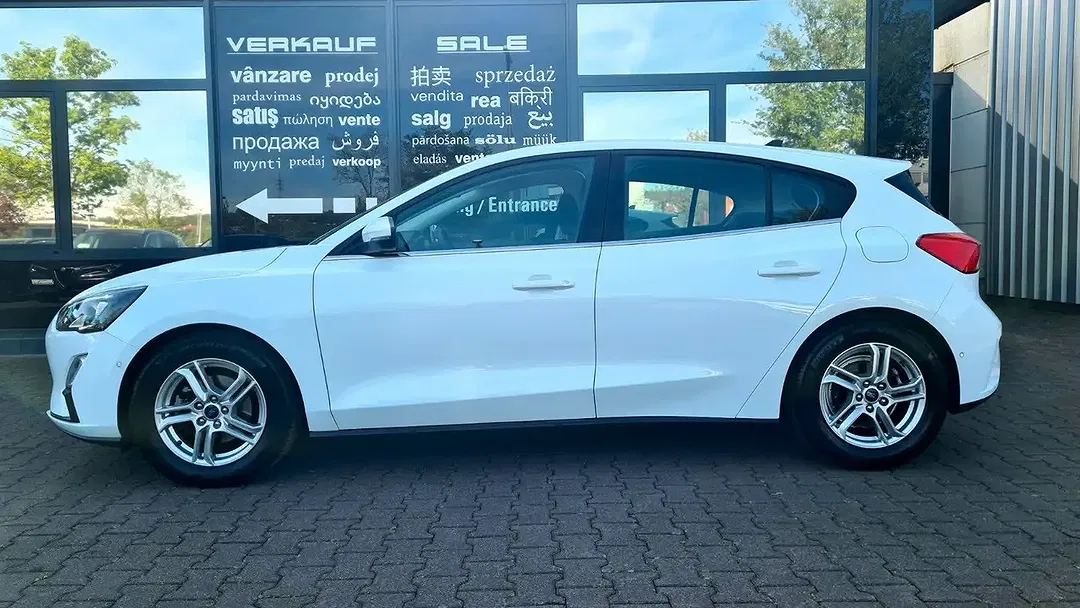 Ford Focus Cool & Connect - Thumbnail 4