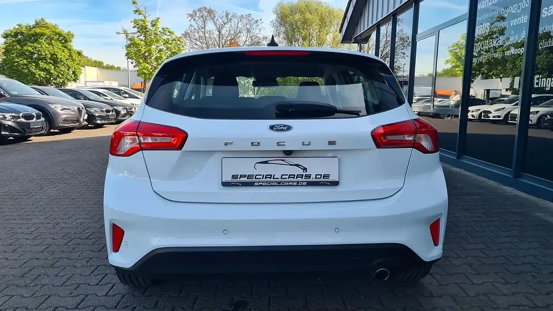 Ford Focus Cool & Connect - Thumbnail 6