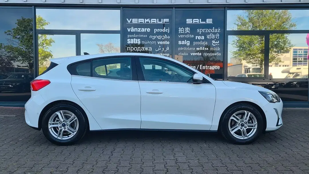 Ford Focus Cool & Connect - Thumbnail 8