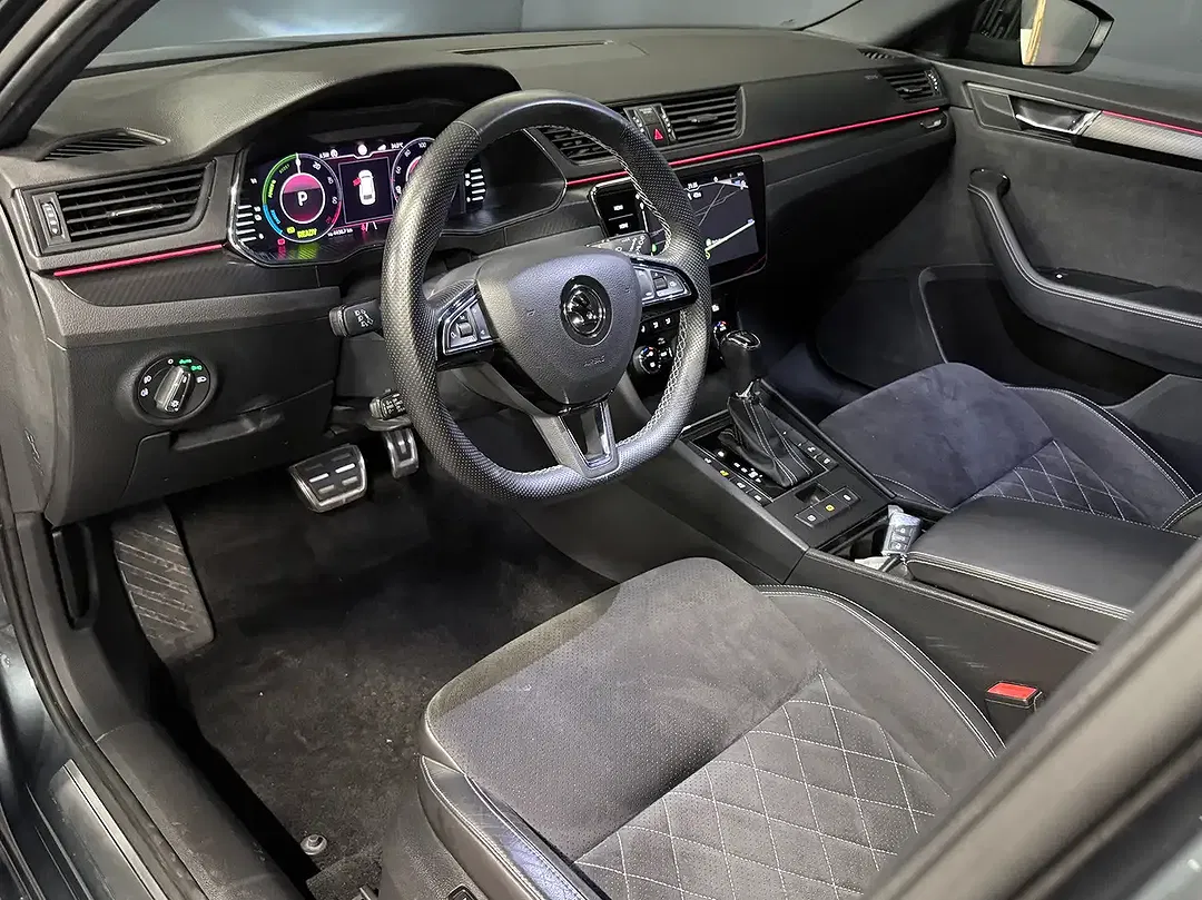 Skoda Superb iV Sportline - foto 15