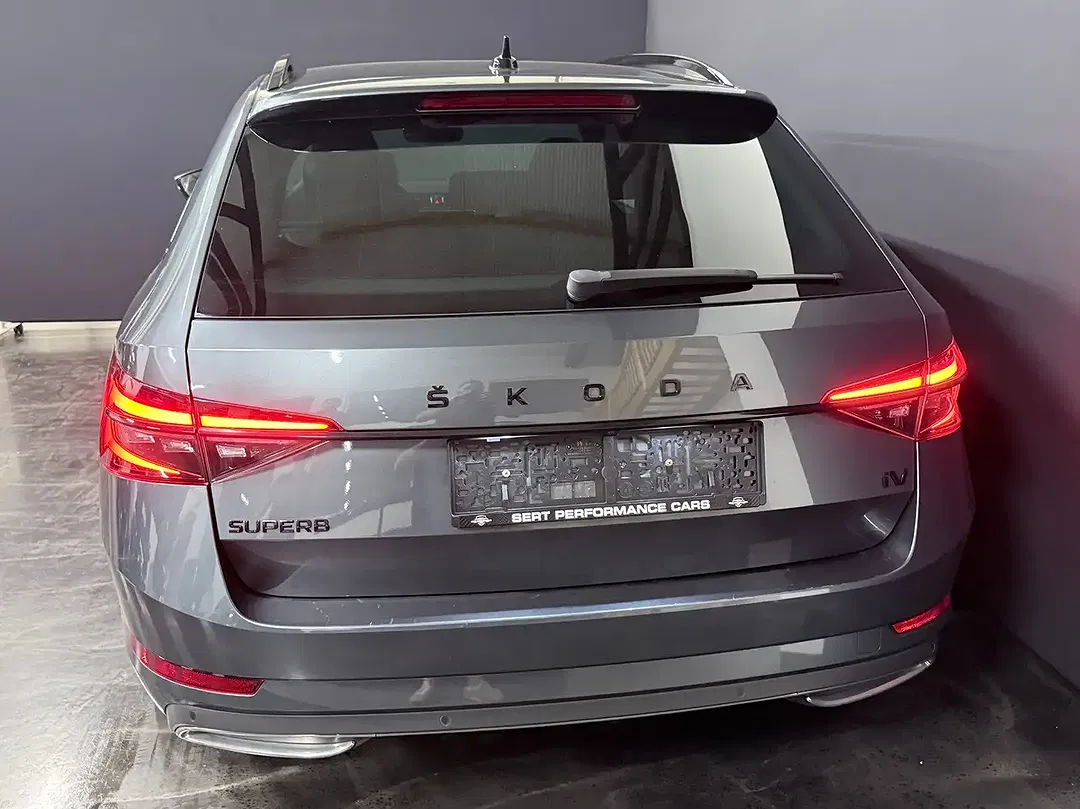 Skoda Superb iV Sportline - Thumbnail 7