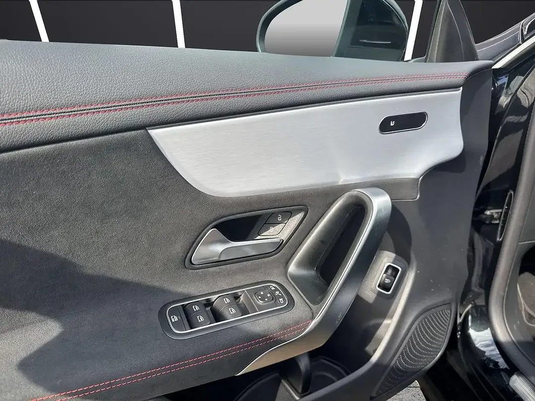 Mercedes-Benz CLA 200 AMG Line Plus - Thumbnail 11