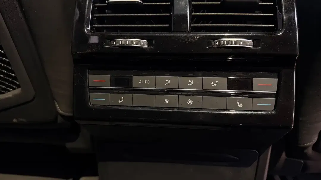 Volkswagen Touareg eHybrid 4Motion R - Thumbnail 9