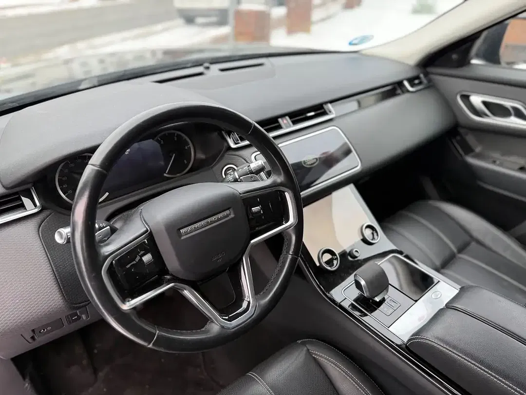 Land Rover Range Rover Velar - Thumbnail 6