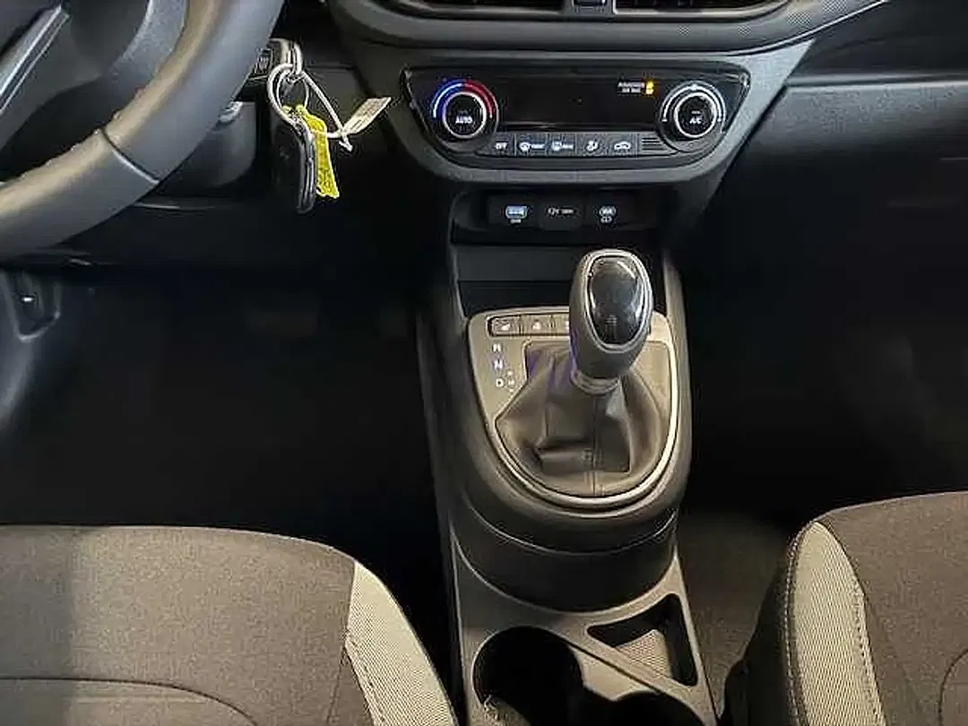Hyundai i10 1.2 AMT Comfort Plus - Thumbnail 11
