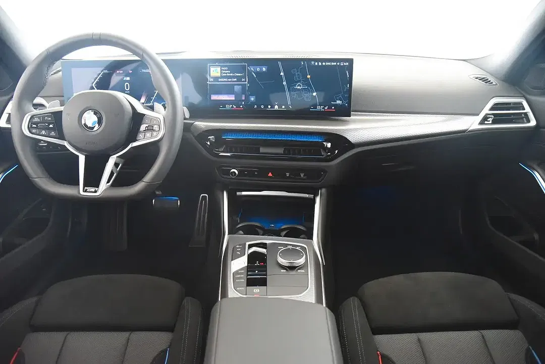 BMW 320 xDrive M Sport Pro - Thumbnail 8
