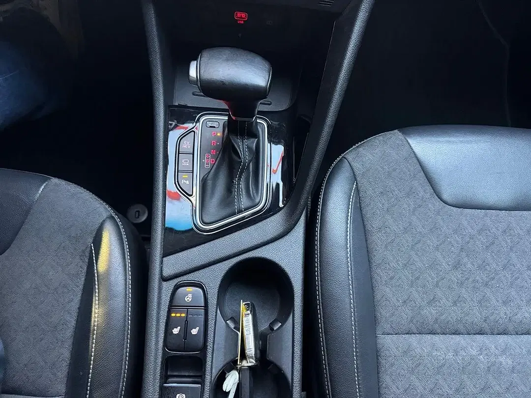 Kia Niro PHEV Hybrid Spirit - Thumbnail 16
