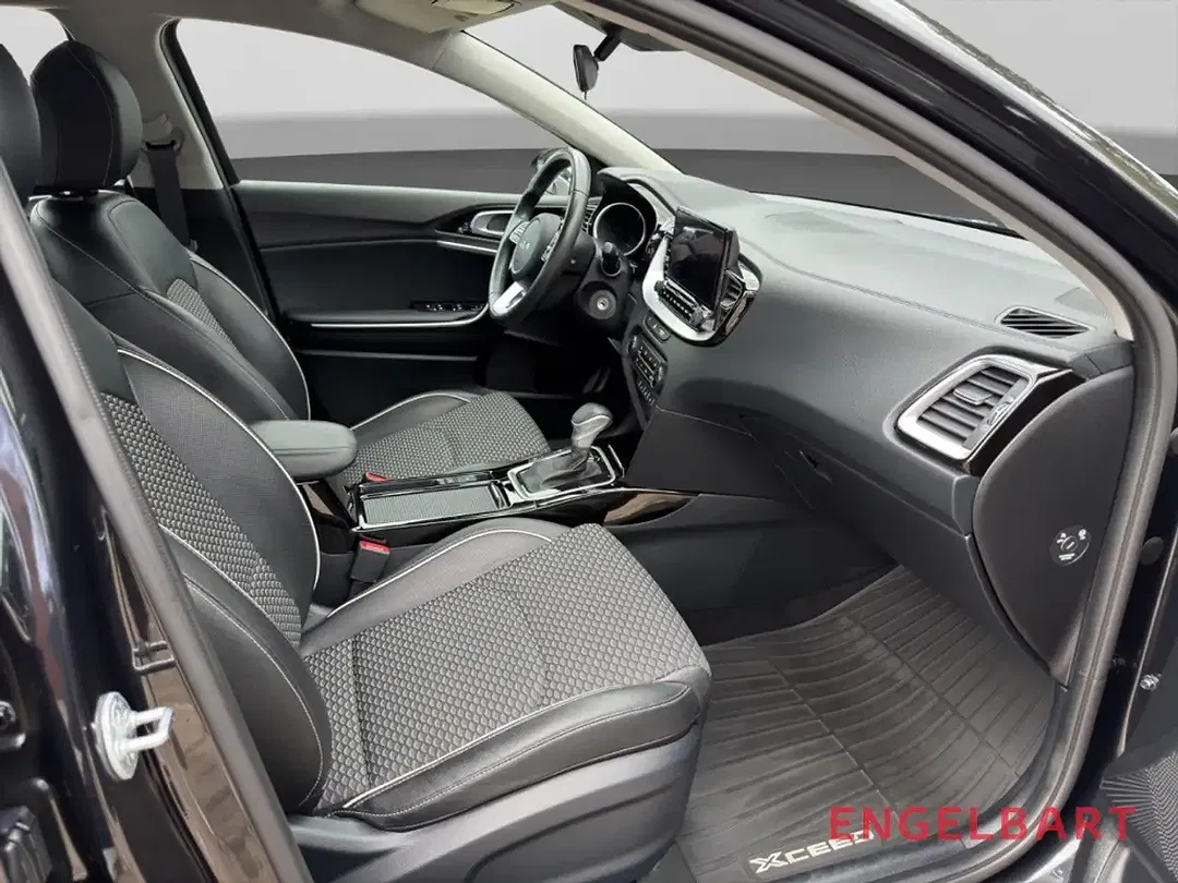 Kia XCeed 1.5 Vision - Thumbnail 11