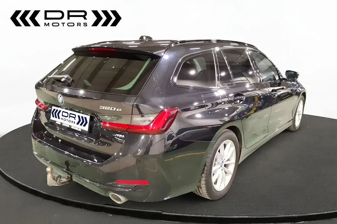 BMW 320 Touring - Thumbnail 4
