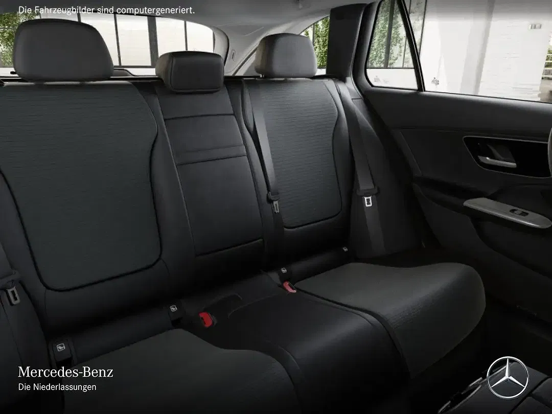 Mercedes-Benz C 300 - Thumbnail 12