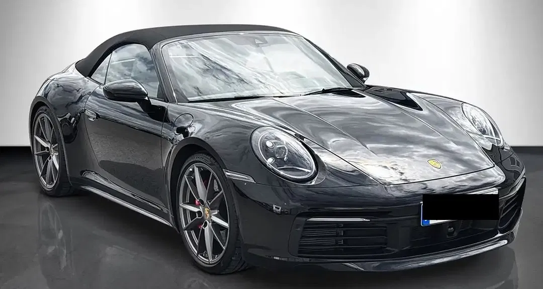 Porsche 911 Carrera S Cabriolet - Thumbnail 3