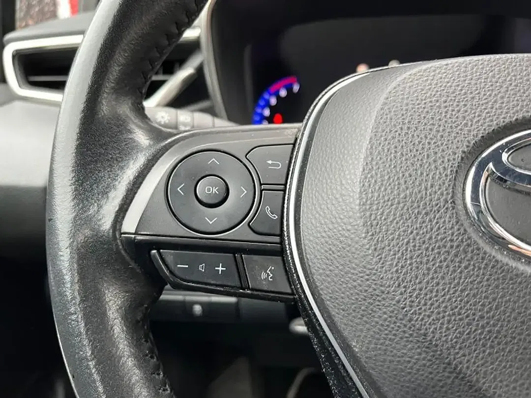 Toyota Corolla - Thumbnail 11