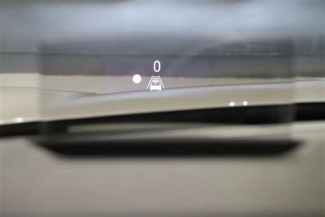 DS Automobiles DS 3 - Thumbnail 9