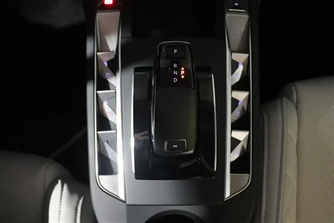 DS Automobiles DS 3 - Thumbnail 17