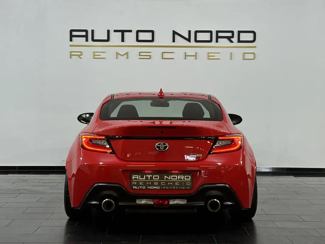 Toyota GR86 Premium - Thumbnail 8