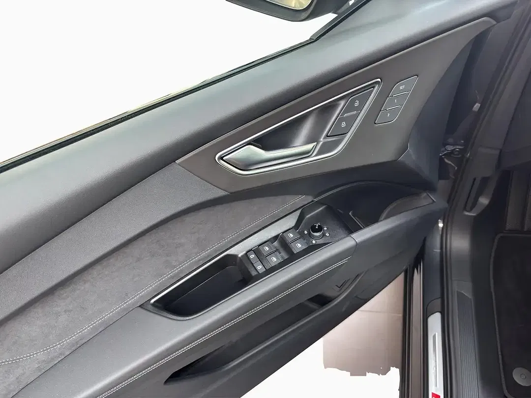 Audi Q4 e-tron quattro performance Sportback - Thumbnail 14