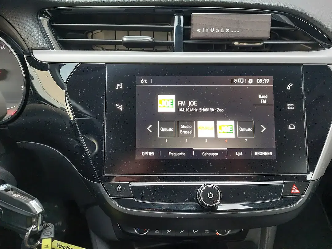 Opel Corsa 1.2 Turbo Elegance - Thumbnail 10