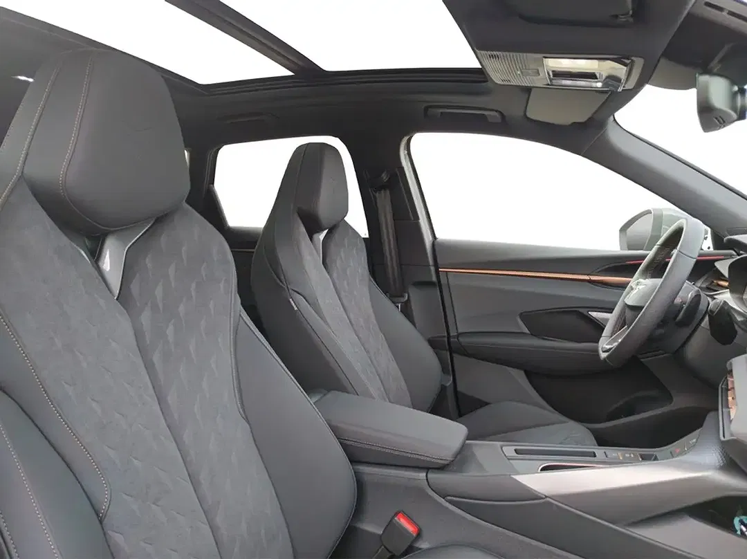 CUPRA Terramar 2.0 TSI DSG 4Drive VZ DCC Copper - Thumbnail 8