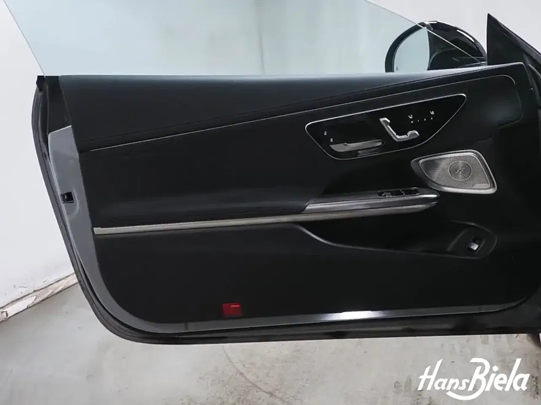 Mercedes-Benz CLE 450 4MATIC AMG Night - Thumbnail 10