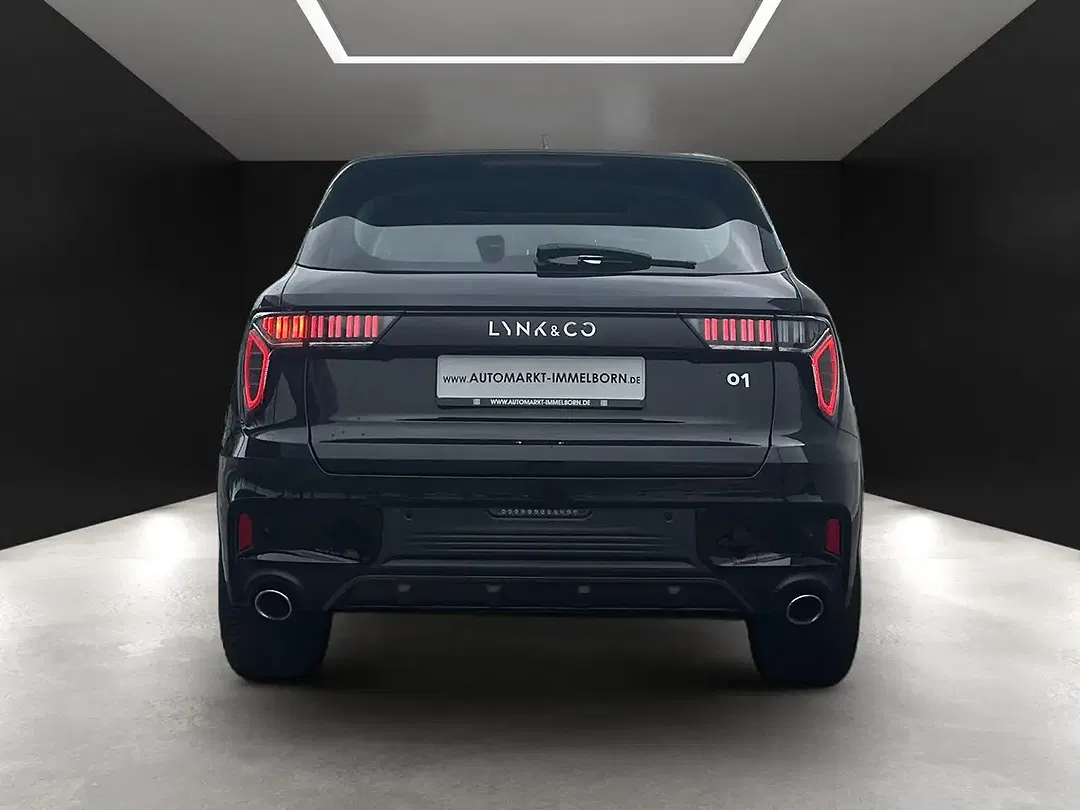 Lynk & Co 01 - Thumbnail 10