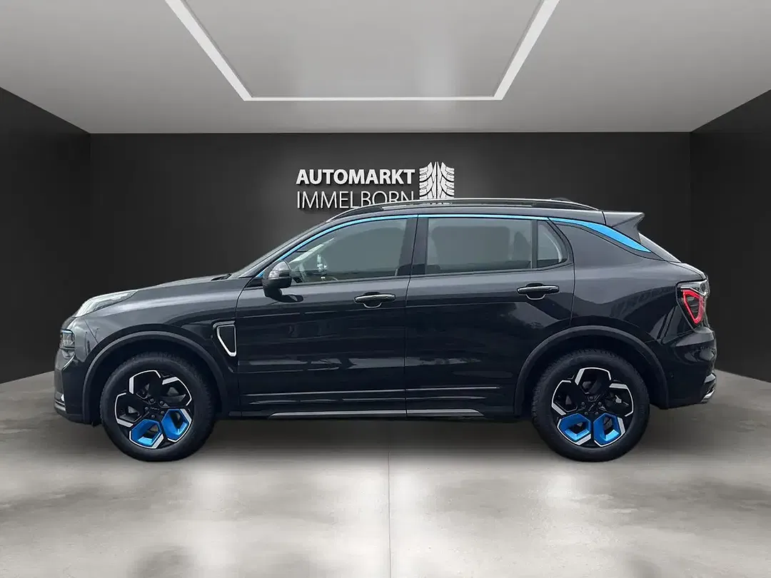 Lynk & Co 01 - Thumbnail 11