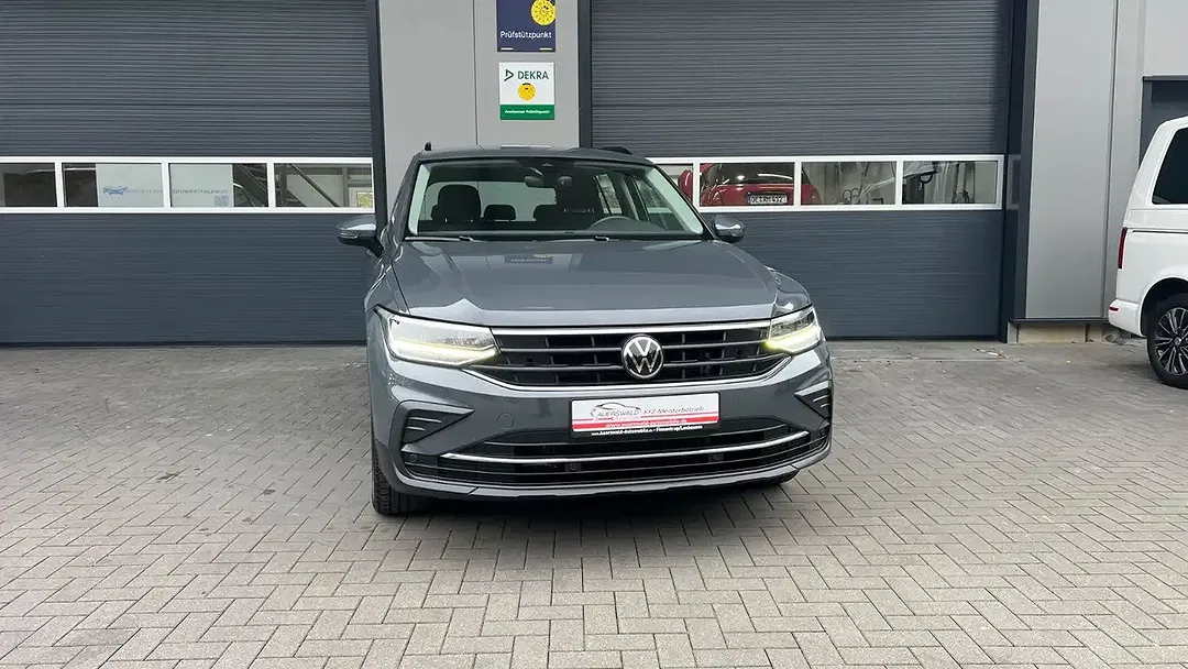 Volkswagen Tiguan DSG Life - Thumbnail 4
