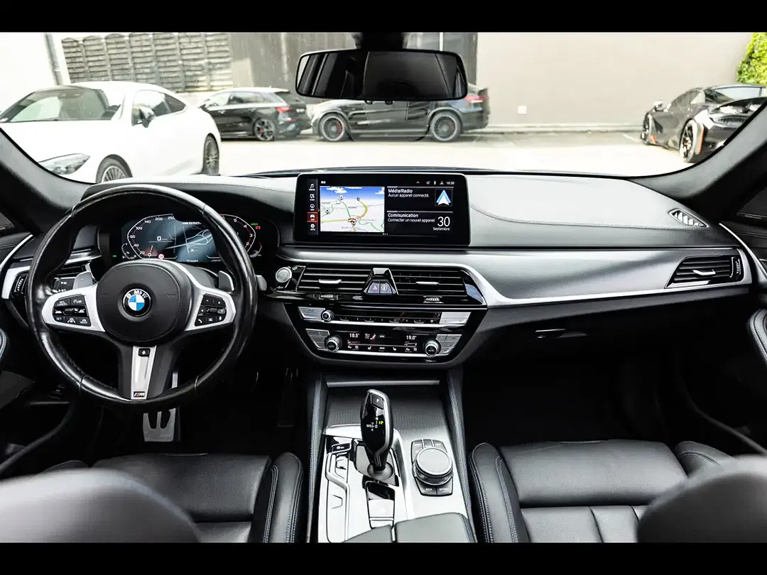 BMW M550 xDrive - foto 15