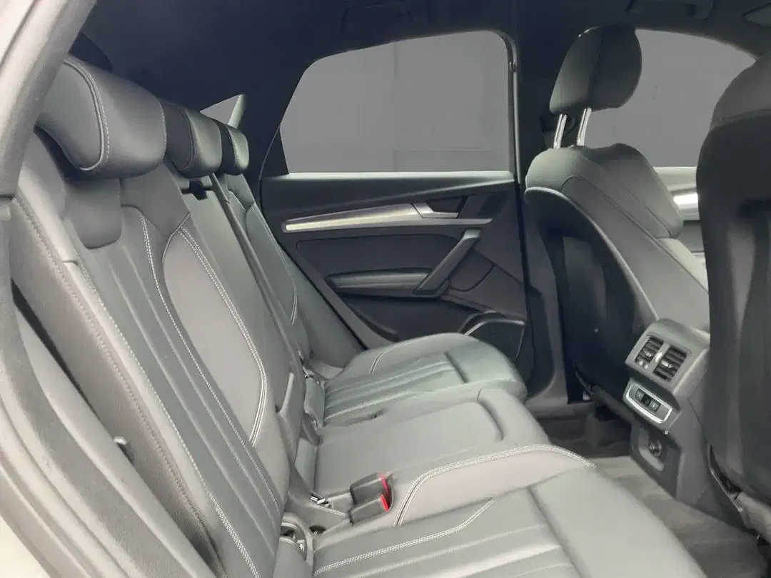 Audi Q5 55 TFSI e quattro Edition One - Thumbnail 12