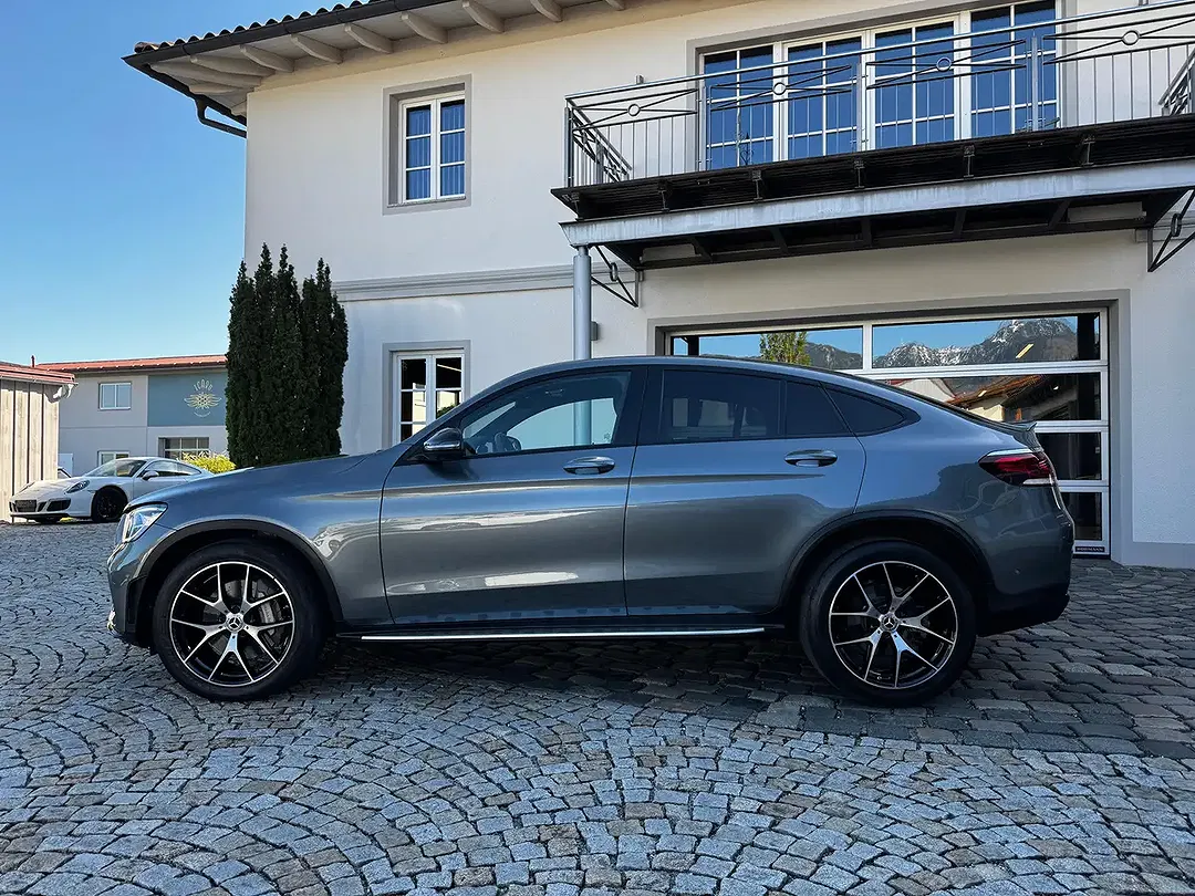 Mercedes-Benz G - Thumbnail 4