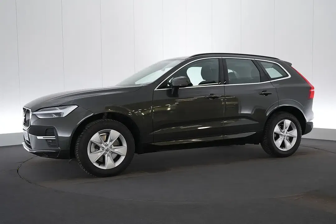 Volvo XC60 B4 2.0 Momentum Pro Business - foto 2